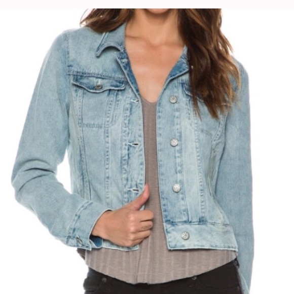 Free People Jackets & Blazers - NWOT Free People Jean Jacket